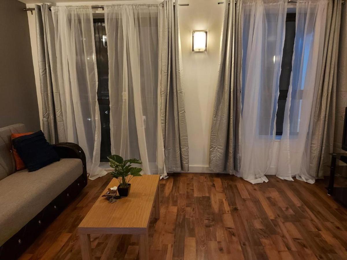 City Apartment In Great Location With A Balcony & Parking Possible - West One 셰필드 외부 사진